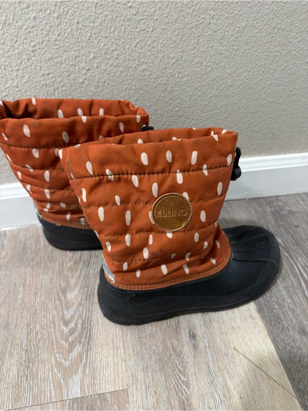 Kuling Rust Orange Dot Winter Boots